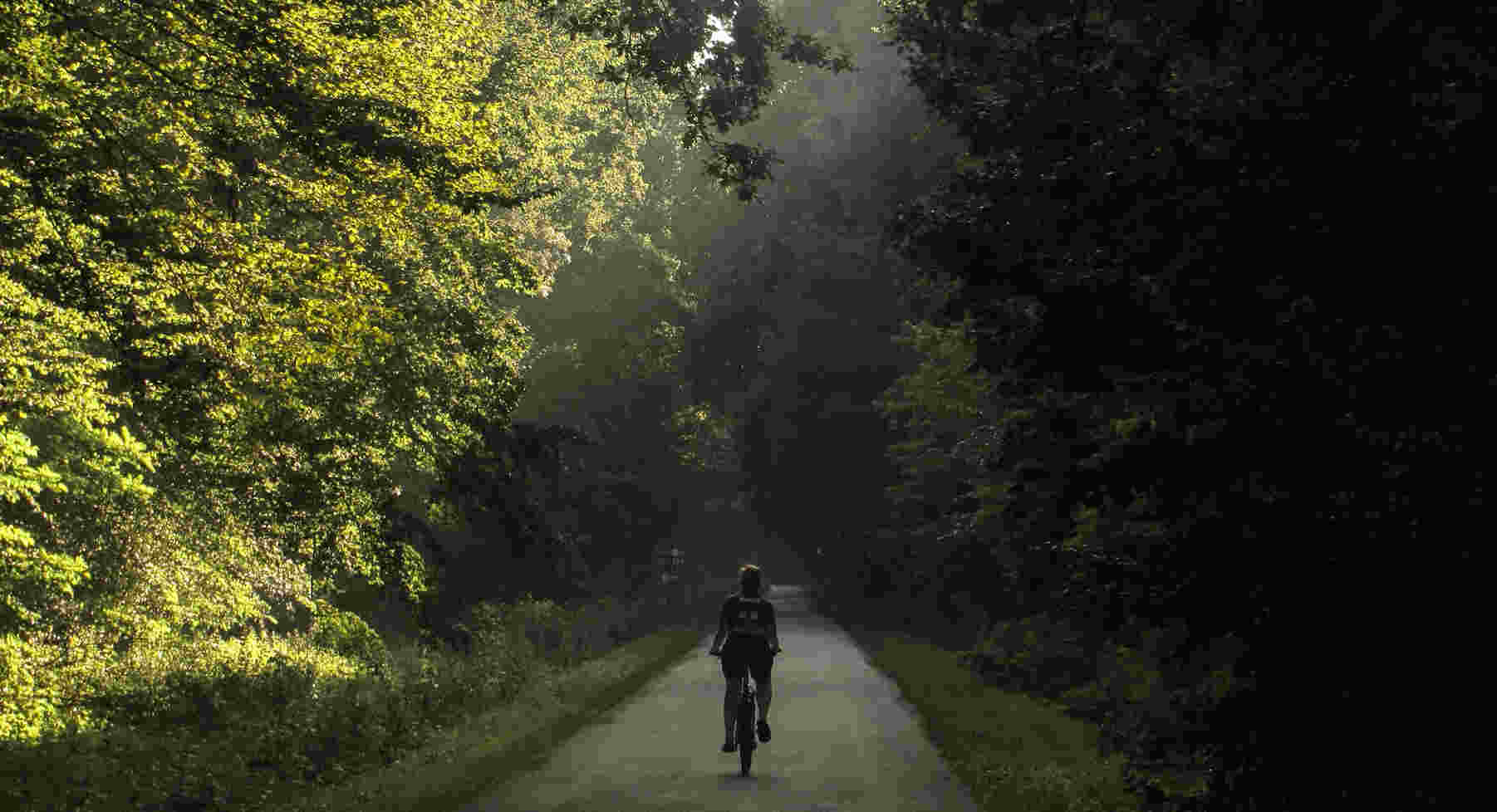 Red dirt roads of West Kilimanjaro with spectacular horizons